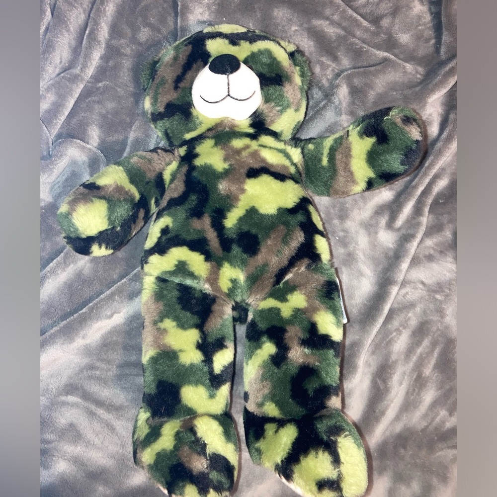 Cute y2k Camo build a bear for baddies!